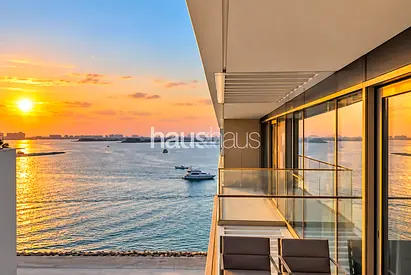 Palm & Sunset Views | Low Floor | Resort-Style