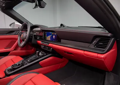 2025 Porsche 911 — миниатюра 12