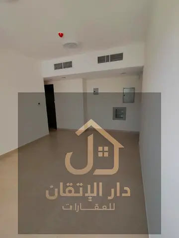 *غرفة وصالة للإيجار السنوي منطقة المصلى - 33,000 درهم*