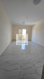 Maid's room, new building, spacious, prime location, easily accessible.