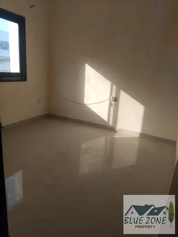 HOT OFFER 1BHK JUST IN 15K NICE KITCHEN FREE PARKING IN AL YARMOOK SHARJAH