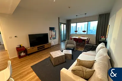 Golf Course Views | Vacant | Mid Floor