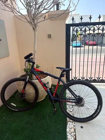 Mountain bike blue 27 inch wheels with full safety accessories 3x7 speeds L size