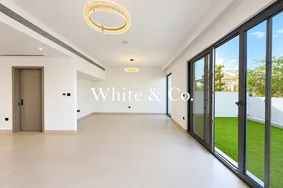 Full Extension | Park Backing | Landscaped