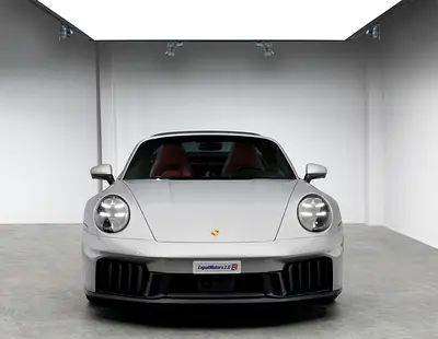 صورة 4 لـ 2025 Porsche 911