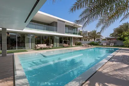 Exquisite Family Home in Fairway Vistas