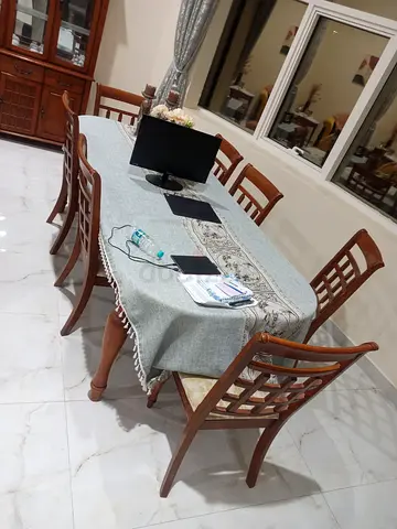DINING SET