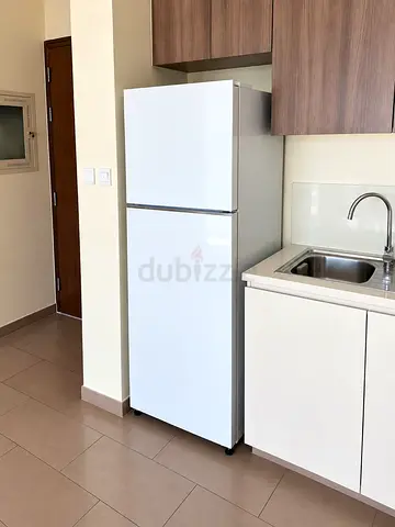 Samsung 420 litter refrigerator smart invter model excellent