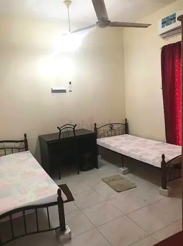 executive bachelor bed space