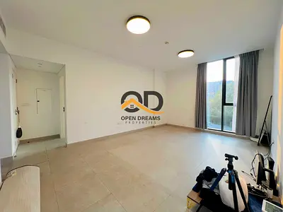 Luxurious 2 Bed Apartment/ Amenities Available