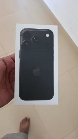 Iphone 18 pro max 256gb black for sale (UAE TDRA spec)