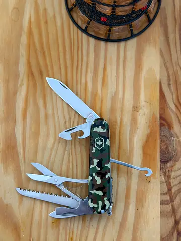 Victorinox-style Swiss Army Knife multi-tool - camo handle, used