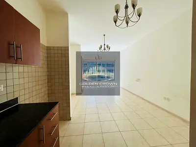 Large Studio With Community Facing For Rent In Skycourt