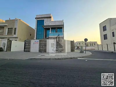 فيلا كورنر فاخرة للبيع في عجمان منطقة الباهية