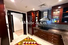 Large Layout | Walk in Storage | Furnished