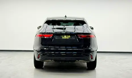 2021 Jaguar F-PACE — фото 5