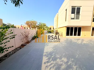 4BR Corner Villa || Builted Garden || Like A Brand New
