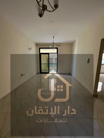 غرفة وصالة للإيجار في المصلى | بلكونة وتكييف وباركن مجاني