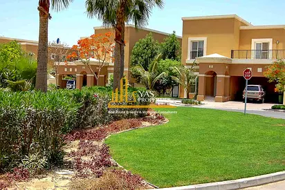 Close to Pool and Park | Private Garden