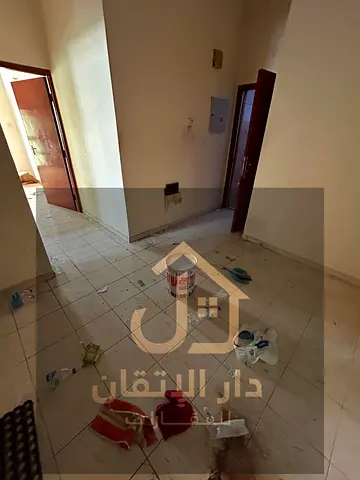 فرصة ذهبية للإيجار غرفه وصاله منطقه النباعه موقع حيوي وقريب من جميع الخدمات