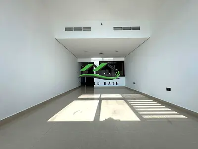 Spacious Layout Cozy Studio One Payment