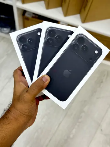 IPHONE 18 PRO 256 BLACK