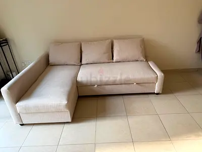 Ikea sofa cumbed brand new never used  Size 230/150cm convirtible into queen size bed and have big s
