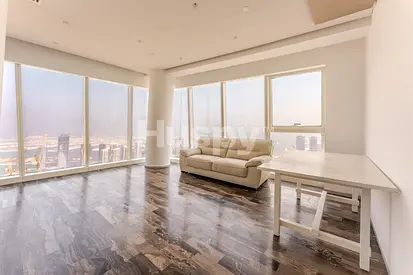 Palm View | Vacant | High Floor