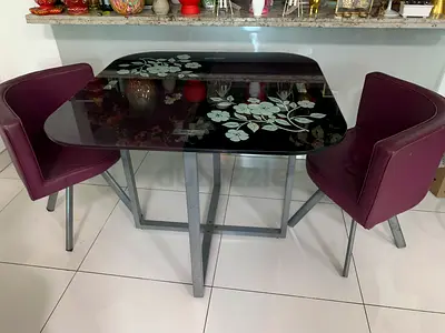 Dining table for 4 person with 2 chairs