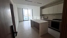 Modern 1BR | Premium Quality | Pool View