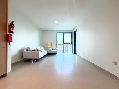1BR Apartment | City View | Balcony Access