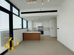 2BR APARTMENT | HIGH FLOOR | PRIVATE POOL | VACANT