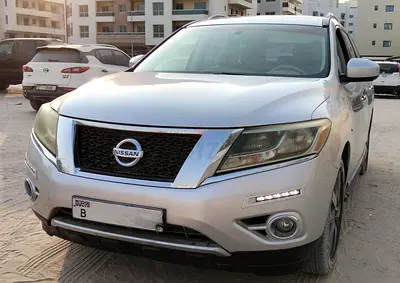 2013 Nissan Pathfinder SL GCC Specs