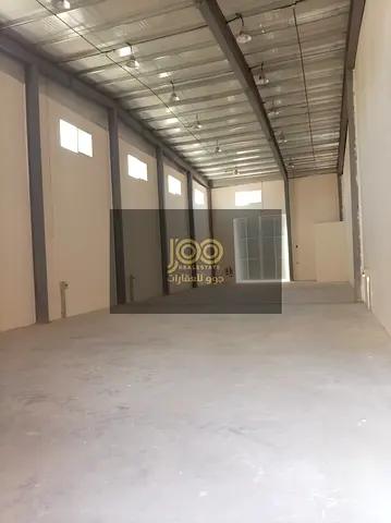 It offers ample space, featuring two warehouses practically equipped for corporate, commercial, storage, and industrial activities.