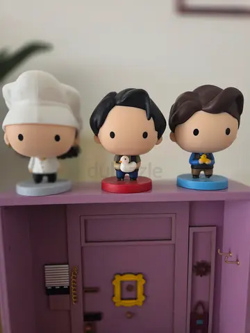 FRIENDS Key Holder and Cute Figurines (collectible decorative toys)