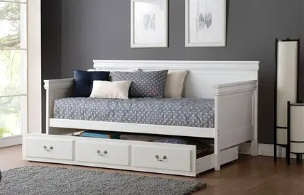 White Wooden Daybed with Under-Drawer Storage (Single/Trundle Style)