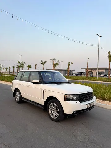 Land Rover Range Rover Vogue SE 2012 GCC Specs