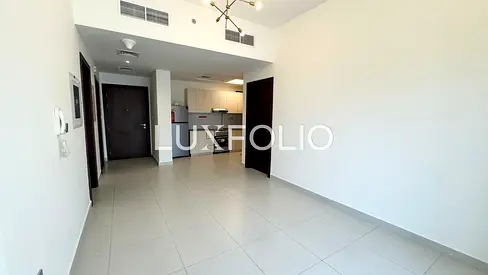 High Floor | Spacious Layout | Vacant Now