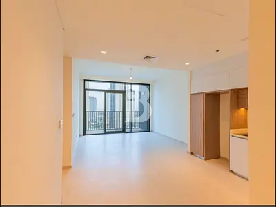 High Floor | Partial Sea view | Bright unit