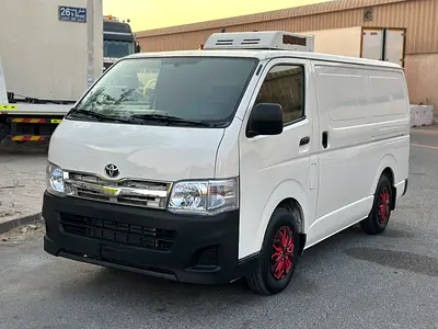 Toyota Hiace 2013 Cillar GL GCC Specs