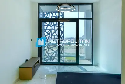 Cozy Furnished Studio | High Floor | The Gate