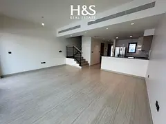 5BR Villa | Ready to Move | Single Row