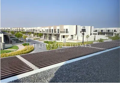 Single Row | Linear Park View | Vacant