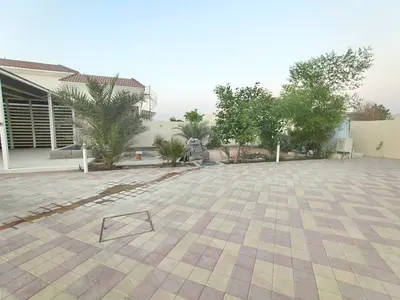 Huge size 5b full furnished villa available for rent al Rahmaniya sharjah