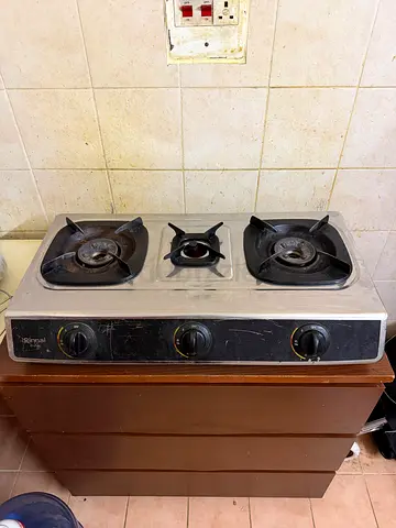 Gas stove 3 burner Rinnai japan for sale