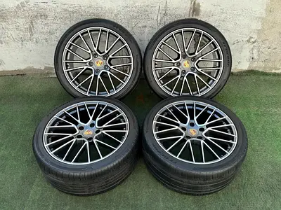 4 nos of Porsche 21inch wheels and tyres