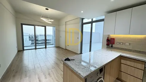 Large Terrace | Front of Metro Station | 2 Bedroom