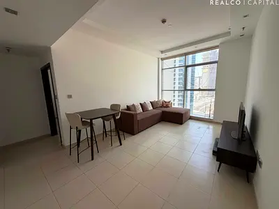 Stylish Furnished 1BR | Marina Living | Skyview Tower