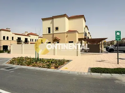 Spacious 3 BR | Corner | Single Row