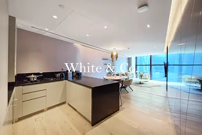 Luxury Unit | Iconic Views | Vacant | ZH